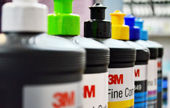 Полировочные работы производятся с применением только профессионального оборудования и профессиональных полировочных материалов компании 3М