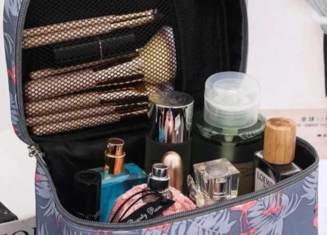 Что должно быть в косметичке каждой девушки