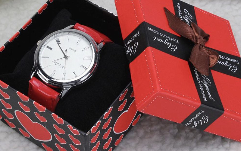 Можно ли дарить часы? 